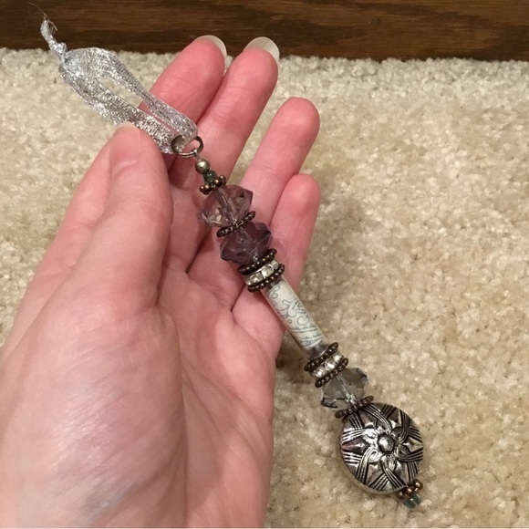 Vibella Beaded Ornament - Picture 2 of 4